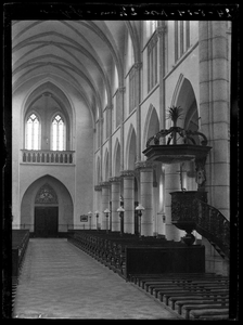 29 Sint-Nicolaaskerk; Meijel; interieur; preekstoel; hoofdingang; zangkoor, 24-08-1904