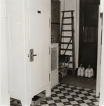 3443 koelkast; melkflessen, 1966