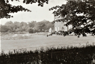 3632 grasveld; linker deel; complex, 1963