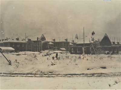 3704 Hooghees; aanbouw; sneeuw, 1922