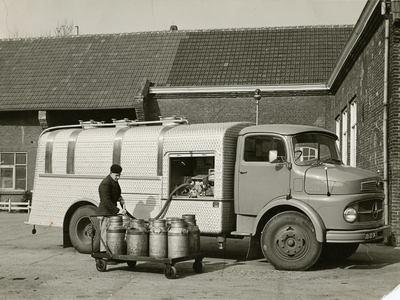 1564 Melkwagen van Sibema, 1964