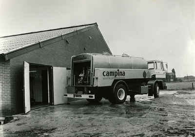 1565 Melkwagen van Campina, 1974