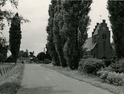 1663 Kerk Heilige Theresia van het Kind Jezus in Kronenberg, 1953