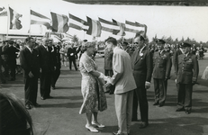 2025 Bezoek van koningin Juliana en prins Bernhard, samen met de Belgische koning Boudewijn, aan Maastricht, 1959-07-11