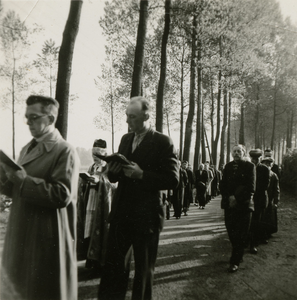 2737 Processie van Sint Odiliënberg naar Overen, 1938-1939