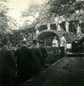 2743 Kringbedevaart naar Kapel in 't Zand , 1938-1939