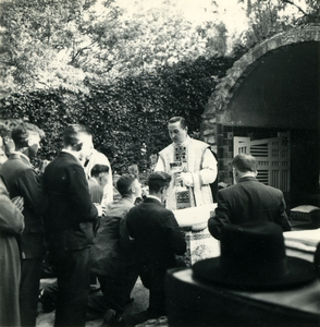 2745 Kringbedevaart naar Kapel in 't Zand , 1938-1939