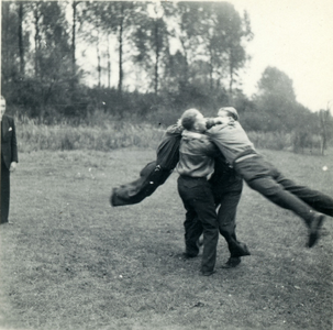 3143 Jonge boeren sporten, 1938-1939