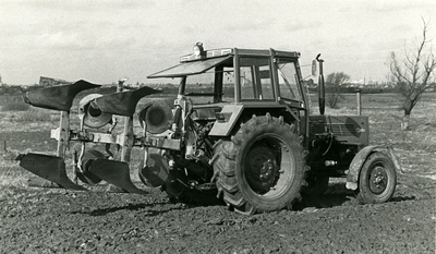 3782 Tractor, 1975-1990