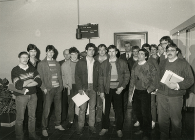 4124 Jongerencollege van Cavee-Coveco, 1987-02-27