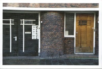  Geveldetail met entree en garagedeuren Balistraat 6, Groningen 100575