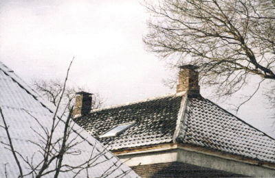 Dak van voorhuis met schoorstenen Groningerweg 46, Groningen 100620