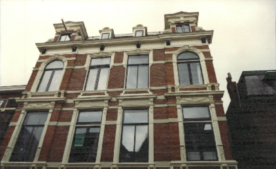  Verdiepingen van voorgevel Oude Kijk in 't Jatstraat 38, Groningen 100707