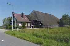  Kop-romp boerderij, schuur met rieten kap Pop_Dijkemaweg 104, Groningen 103779