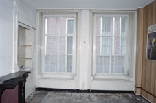  Kamer met schouw en twee 6-ruits vensters met vensterbanken Turftorenstraat 26, Groningen 100748