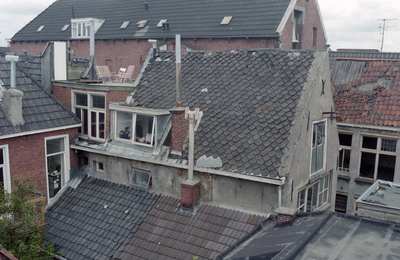  Achterhuis met zadeldak met Oegstgeester pannen Steentilstraat 33, Groningen 106470