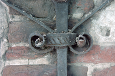  Detail van sieranker Damsterdiep 40, Groningen 101910