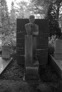  Grafsteen van Jan Schaper op begraafplaats Esserveld Esserweg 22, Groningen 100540