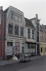  Voorgevel van voormalig sigarenpakhuis Nieuwstad 18, 20, Groningen 107881