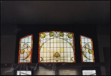  Driedelig glas-in-lood bovenraam met bloemmotief Steentilstraat 8, Groningen 103333