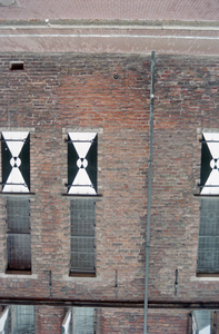  Gevel met kloostervensters van Provinciehuis Martinikerkhof 12, Groningen 102551