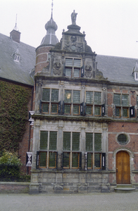  Herplaatste voorgevel in voorgevel van Provinciehuis Martinikerkhof 12, Groningen 102551
