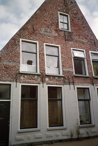  Topgevel met vlechtingen en restanten van kloostervensters Visserstraat 55, 57, Groningen 103488