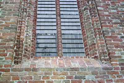  Onderkant van spitsboogvenster in Jacobuskerk Borgweg 11, Zeerijp