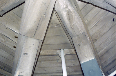  Detail van houten constructie in Martinitoren Martinikerkhof 1, Groningen 102537