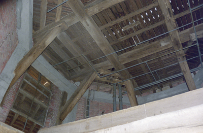  Eikenhouten draagconstructie en onderkant vloer Martinikerkhof 1, Groningen 102537