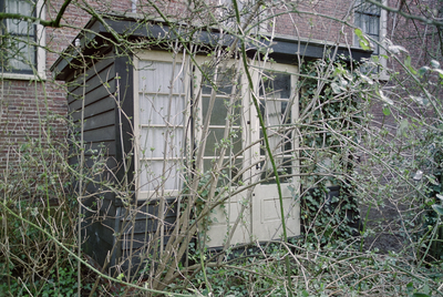  Gepotdekseld houten bijgebouwtje met dubbele deuren Oude Boteringestraat 36, 38, Groningen 102929