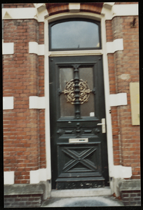  voordeur met ornamenten Westersingel 28, Groningen 106800