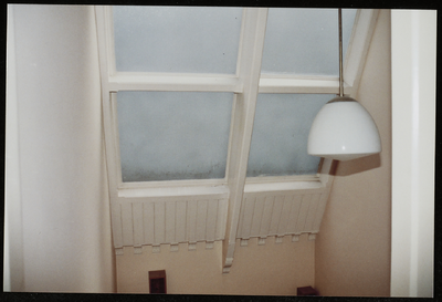  trappenhuis venster melkglas, betimmering decoratief Westersingel 37, Groningen 101639