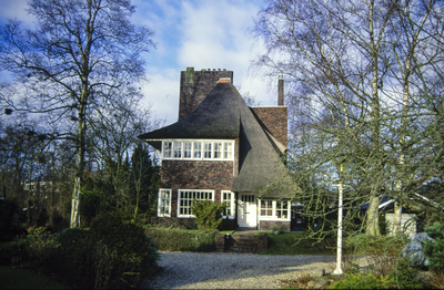  Landhuis 'het Uilennest' met tuin Stationsweg 20, Haren 109959