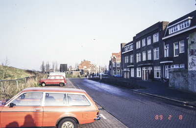  Straatbeeld met geparkeerde auto's Tuinbouwstraat 158, 160, 162, 164, 166, Groningen 152804