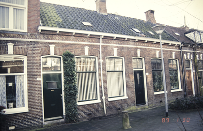  Voorgevels Nieuwe Blekerstraat 102, 104, Groningen 107689