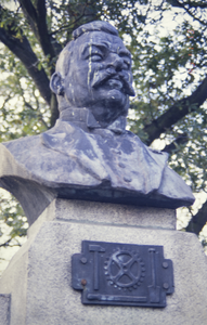  Buste van Scholten op Scholtenmonument Stadspark, Paviljoenlaan, Concourslaan, Groningen 106749