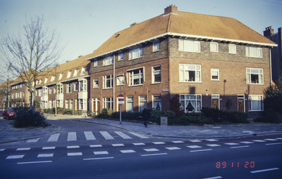  Straatbeeld met woningcomplex Abel Tasmanstraat 14, 16, 18, 20, 22, 24, Groningen 100822