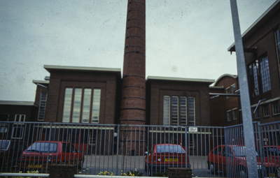  Ketelhuis van voormalige melkfabriek De Ommelanden met schoorsteen Friesestraatweg 211, Groningen 107350