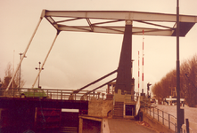 396825 Brug over de grote Kolksluis, Datum onbekend.