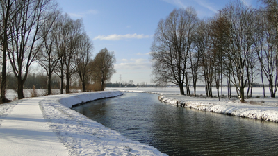 404359 De IJssel in de winter bij Veessen Wapenveld, 2009-12-18