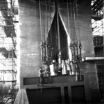 406615 De Stormvloedkering Hollandse IJssel, de hangtorens, 1957-12-01
