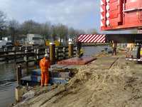 499900 Inhijsen prefab betonnen deel Noordelijk landhoofd Dr. Deelenlaanbrug Tilburg 0, 2015-01-31