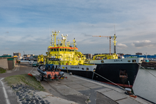 510772 Zirfaea en Arca van de Rijkswaterstaat in de vissershaven Scheveningen-1, 2019-11-17