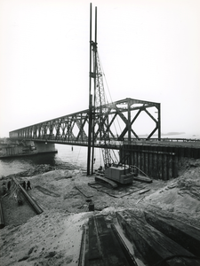 20232148 Keizersveerbrug, 1977-04-12