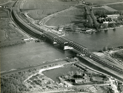 20232159 Keizersveerbrug, ca. 1977