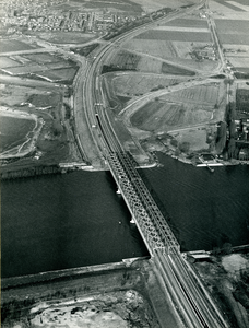 20232163 Keizersveerbrug, ca. 1977