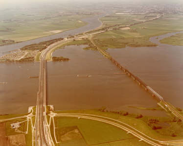 20232287 Moerdijkbrug, ca. 1980