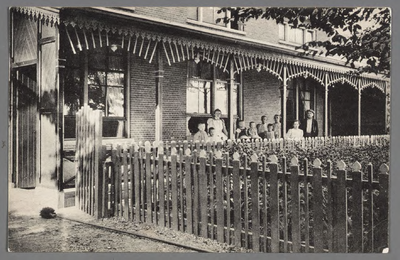 0612 (Op achterzijde:) Martha-stichting, Alphen a./d. Rijn; Ziekenhuis, 1900-1910