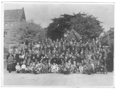 182172 Viering van het 25-jarig bestaan van de congregatie te Roermond